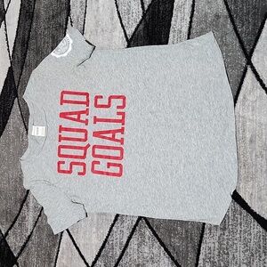 VS PINK 2015 SQUAD GOALS GRAY & RED TEE-SHIRT LARGE
